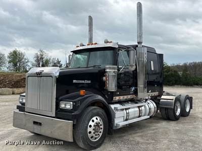 2013 Western Star 4900 Semi Truck