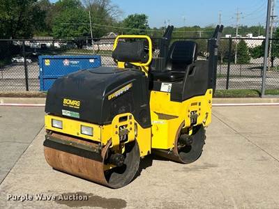 2011 Bomag BW900-50 Double Drum Vibratory Roller