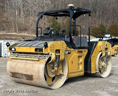 2018 Caterpillar CB15 Double Drum Vibratory Roller