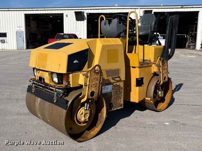 2008 Caterpillar CB24 Double Drum Roller
