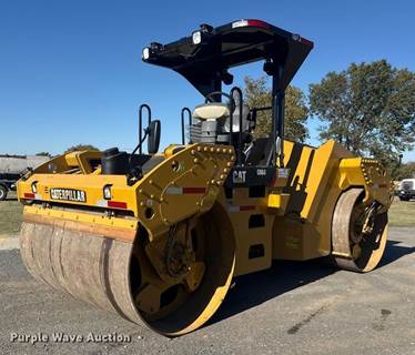2010 Caterpillar CB64 Double Drum Roller