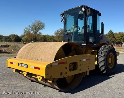 2005 Caterpillar CS563E Single Drum Roller