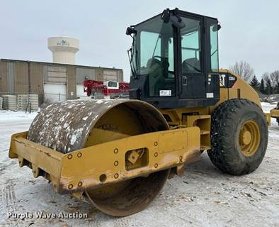 Caterpillar CS54 Single Drum Vibratory Roller