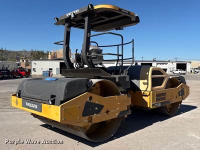 2014 Volvo DD140B Double Drum Vibratory Roller