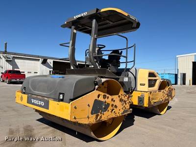 2015 Volvo DD140B Double Drum Vibratory Roller