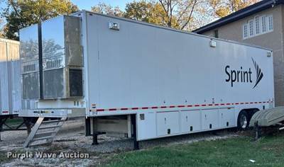 2013 Trailer 40' Cupcow Communications Trailer