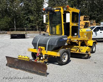 Superior Broom DT80K Broom