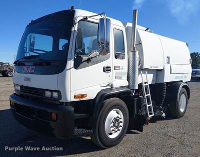 2001 GMC T7500 Street Sweeper Truck