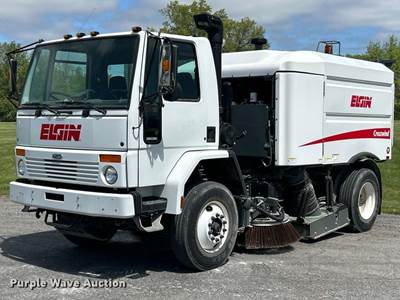 2007 Sterling SC8000 Street Sweeper Truck
