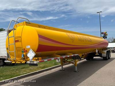 2013 Beall Trailers BAST-97-3-DC Fuel Trailer