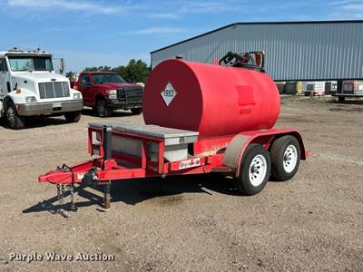 2011 Finish Line TT7510 Fuel Trailer