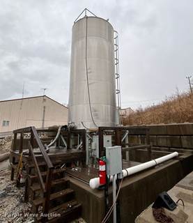 Duraco 7000 Oil Tank