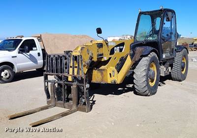 2010 Caterpillar TH514 Telehandler