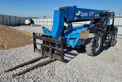 2017 Genie GTH-1056 Telehandler