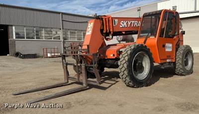 2014 Sky Trak 8042 Telehandler