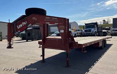 2013 Red Rhino Tilt Deck Equipment Trailer