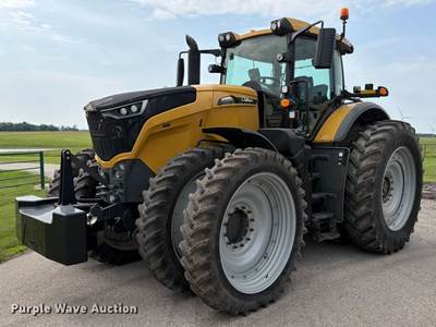 2016 Challenger 1038 Mfwd Tractor