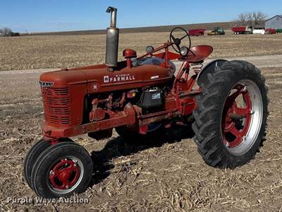 1945 International Harvester Farmall H Tractor