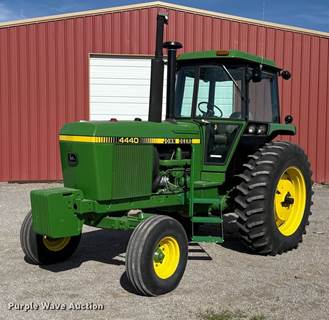 1980 John Deere 4440 Tractor