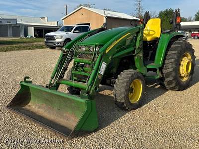2007 John Deere 4520 Mfwd Tractor