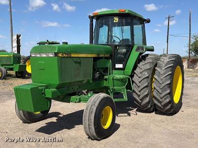 1992 John Deere 4760 Tractor
