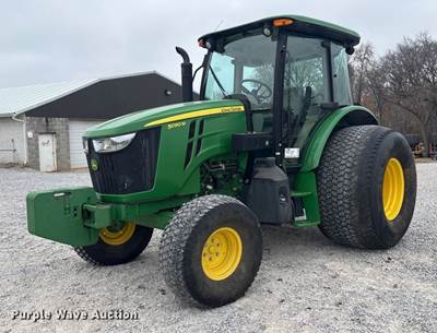 2017 John Deere 5090M Mfwd Tractor