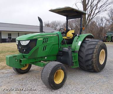 2015 John Deere 6105M Tractor