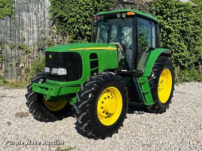 2006 John Deere 7320 Mfwd Tractor