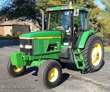 2002 John Deere 7410 Tractor