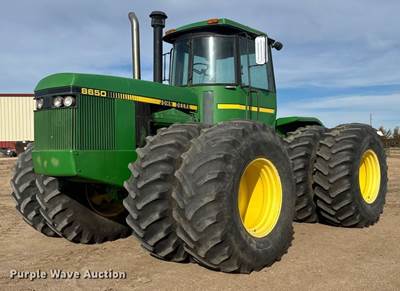 1983 John Deere 8650 4WD Tractor