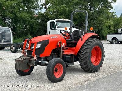 Kubota M5040 Tractor