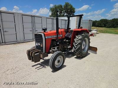 1995 Massey-Ferguson 231 Tractor