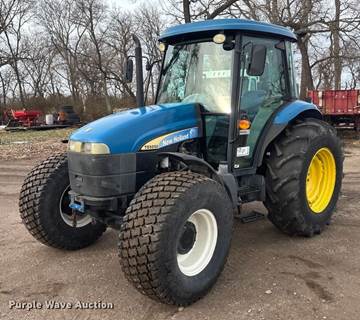 2010 New Holland TD5050 Mfwd Tractor