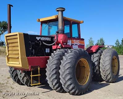1984 Versatile 945 4WD Tractor