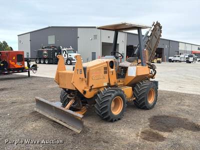 2001 Case 560 Trencher