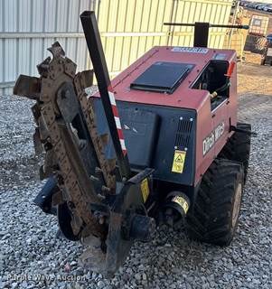 2016 Ditch Witch 410SX Trencher