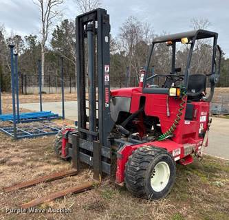 2015 Moffett M5501 Forklift