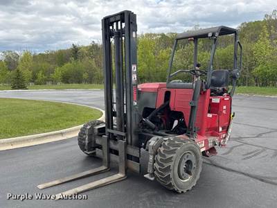 2016 Moffett M8 55.4 Forklift
