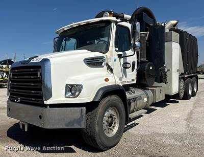 2020 Freightliner 114SD Vacuum Truck