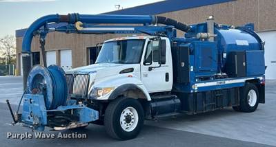 2004 International 7400 Sewer Jetter Truck