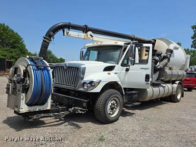 2008 International 7400SBA Vacuum Truck