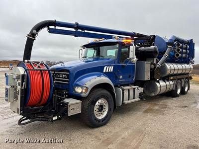 2014 Mack GU713 Sewer Jetter Truck