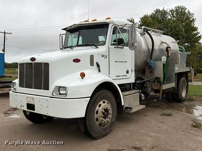 2004 Peterbilt 330 Vacuum Truck