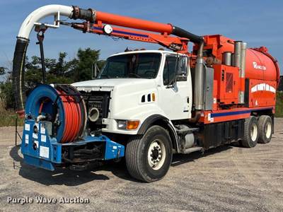 2007 Sterling L7500 Hydrovac Truck