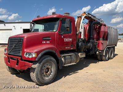 2006 Volvo VHD Vacuum Truck
