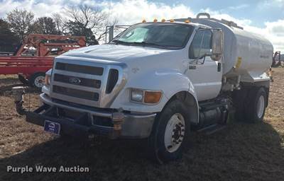 2015 Ford F750 Water Truck