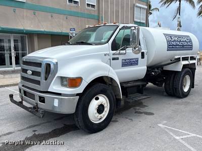 2006 Ford F750 Super Duty Water Truck