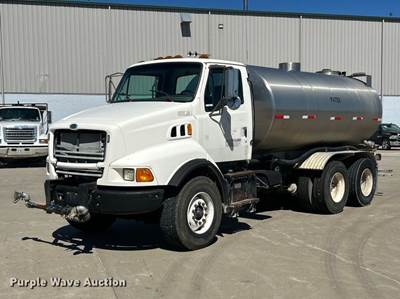 1998 Ford LT8513 Water Truck