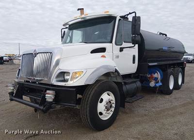 2007 International 7400 Water Truck