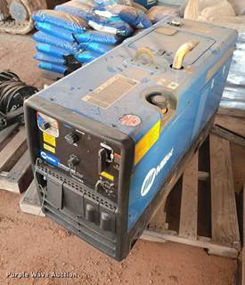 Miller Trailblazer 302 Welder
